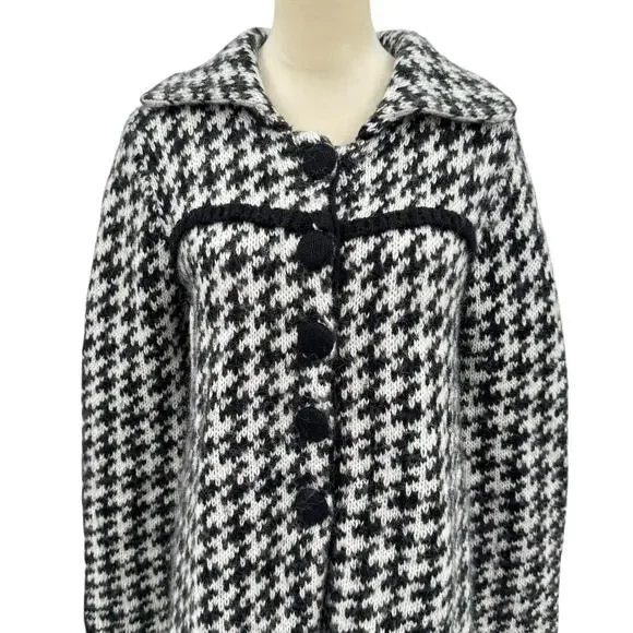 Carducci Black & White Houndstooth Wool & Mohair Blend Knit Cardigan Sweater - Picture 5 of 12